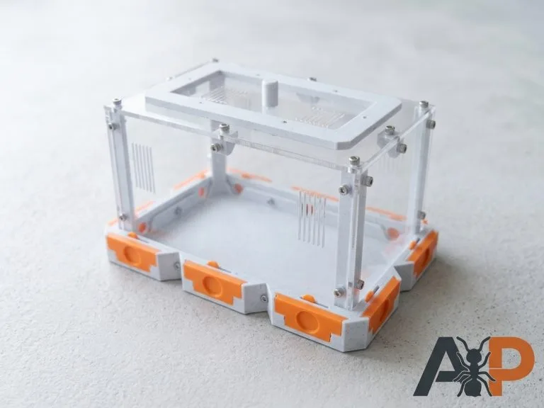 Aire de chasse 2x3 orange modulaire vide sous un autre angle